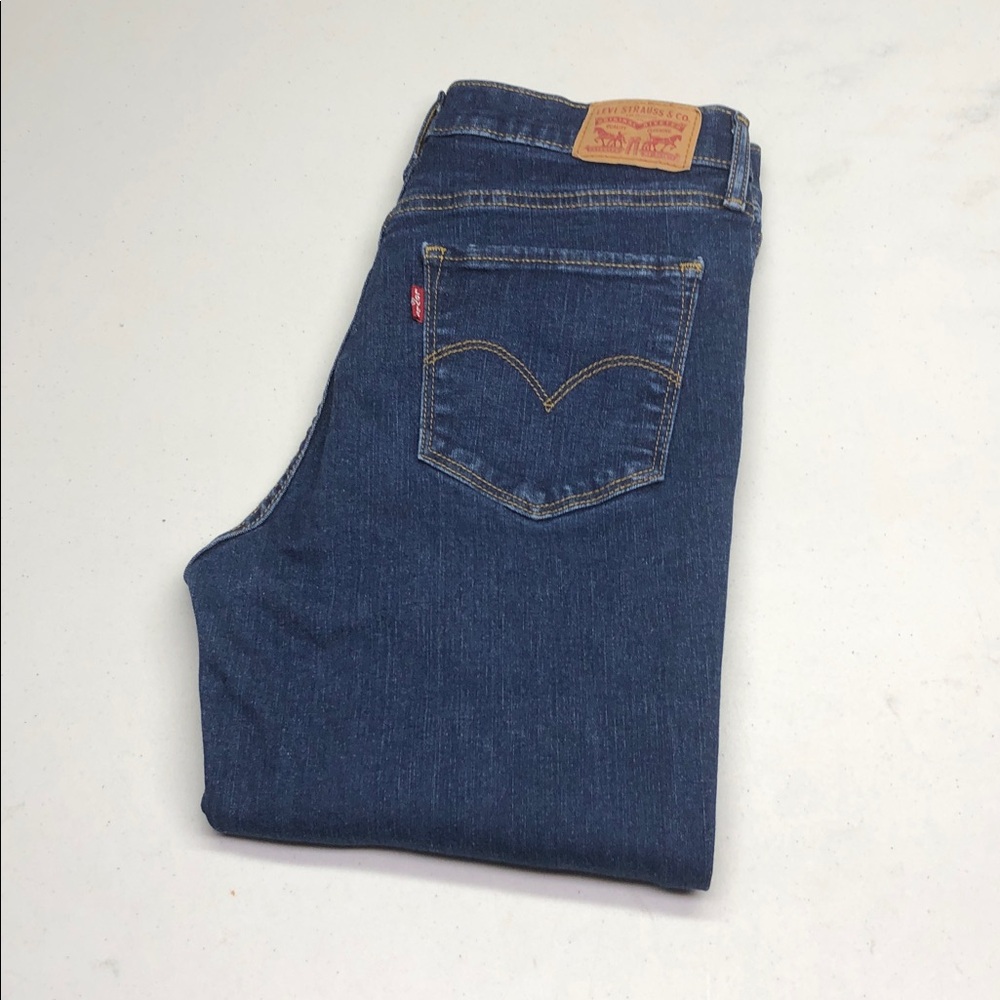 LIKE NEW LEVI 720 HIGH-RISE SUPER SKINNY JEANS 29x30 ⭐️